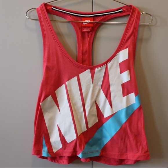Nike crop top - Picture 1 of 3